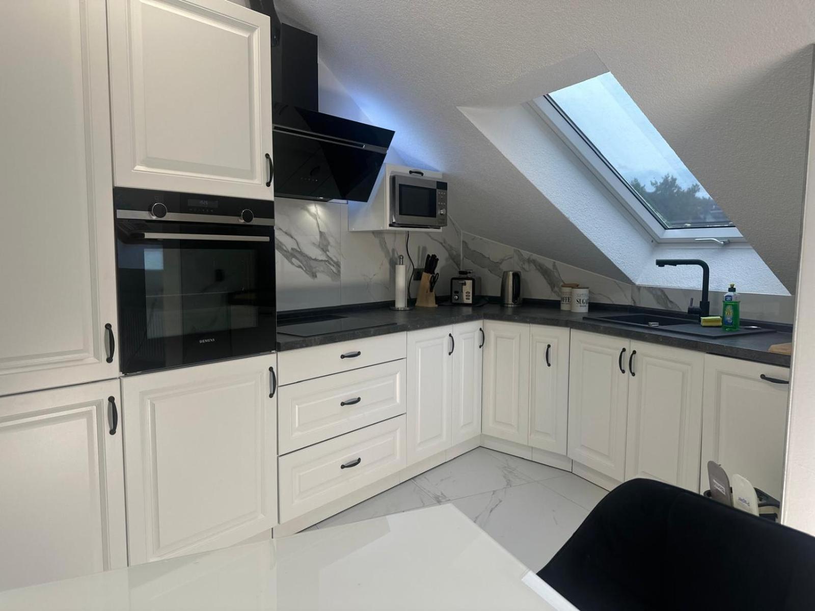 Flexible, Schoene Und Gut Aussehende Feriensuite Reutlingen Luaran gambar
