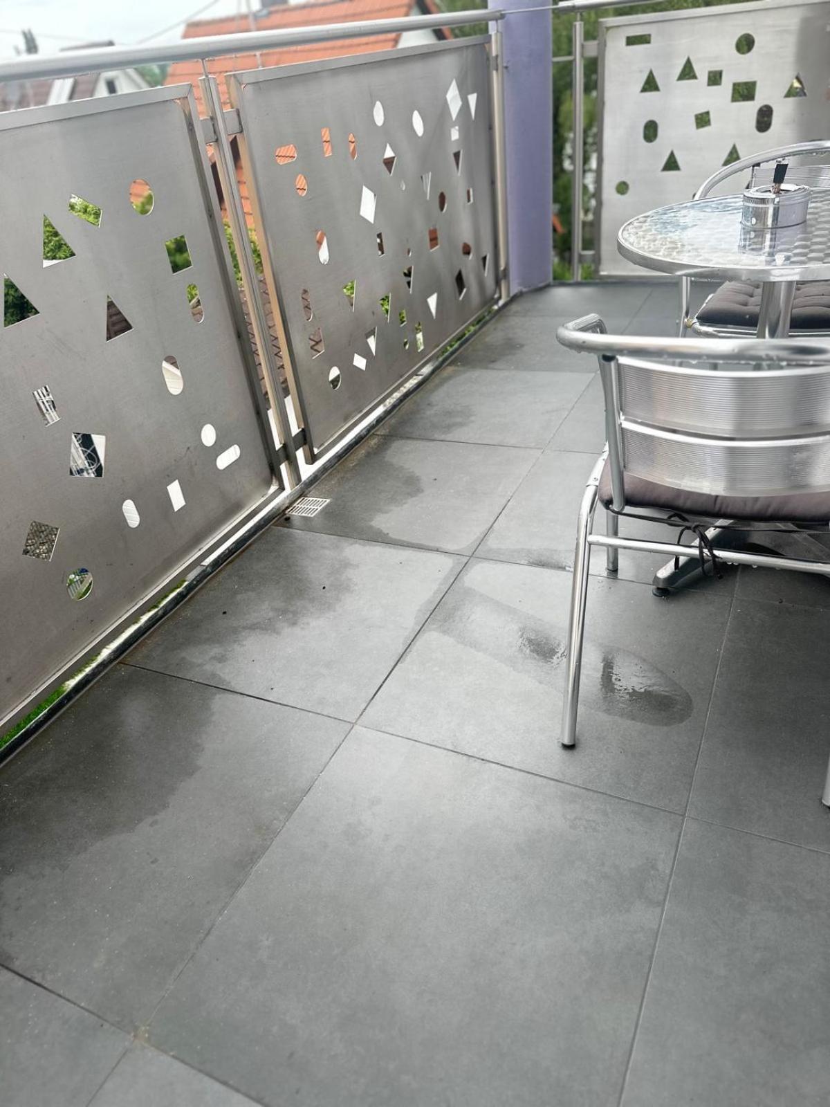 Flexible, Schoene Und Gut Aussehende Feriensuite Reutlingen Luaran gambar